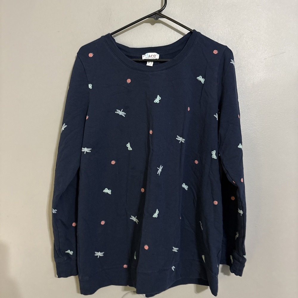 D&Co. Women's Top XL Long Sleeve Sweater Dragonfly Butterfly Lady Bug